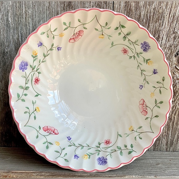 Vintage Discontinued JOHNSON BROTHERS Summer Chintz